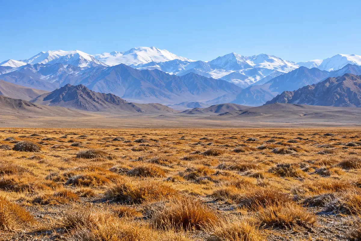 Highland landscape around Murghab