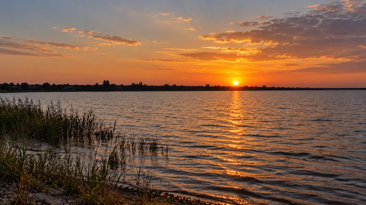 Lake Buyvola near Budennovsk
